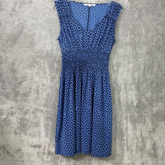 Adrienne Vittadini smocked waist sleeveless Dress women’s M blue Geometic flora - Picture 1 of 9